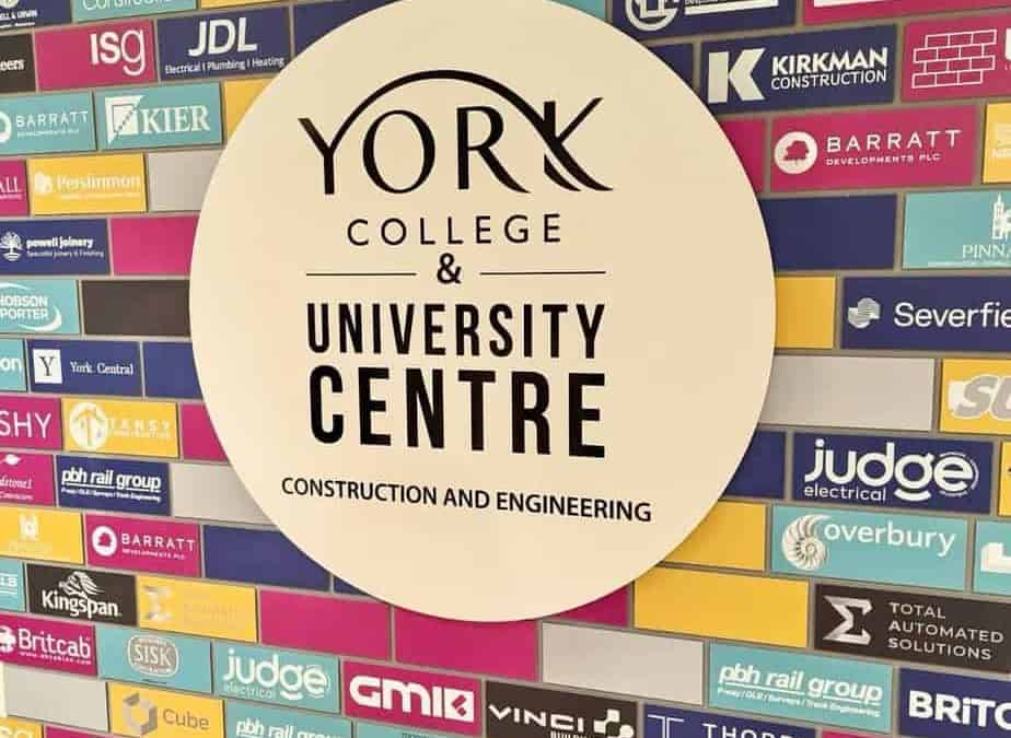 Cara Brickwork in Yorkshire has sponsored two bricks on the entrance wall of York College’s new Construction and Engineering Facility.